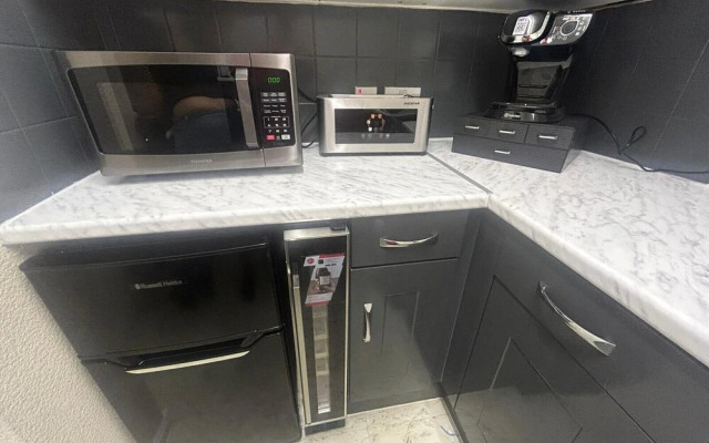 Manchester Chic Apartment - Boundary Lane Stay