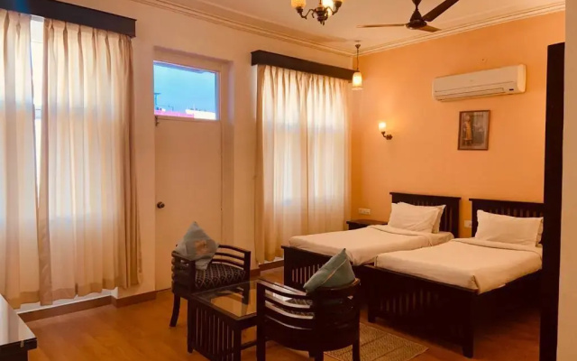 Hotel Glitz