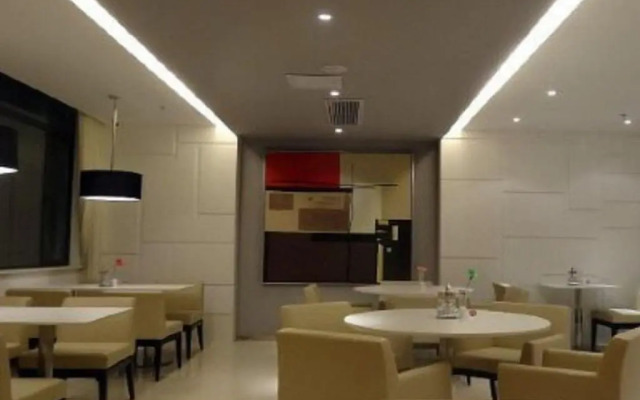 Jinjiang Inn (Wuhan Wujiashan Economic Development Zone)