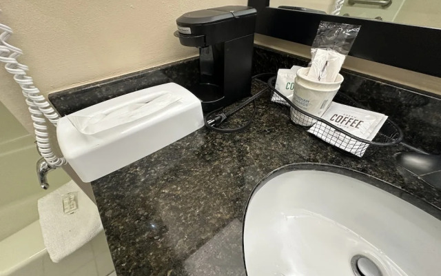 Baymont Inn & Suites Thomasville