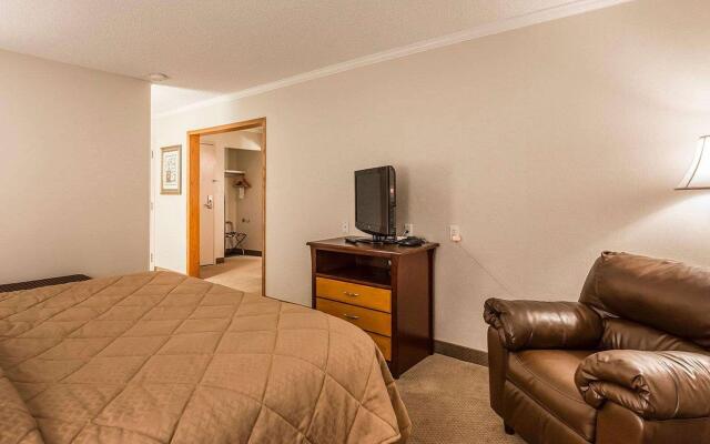 Quality Inn & Conference Centre