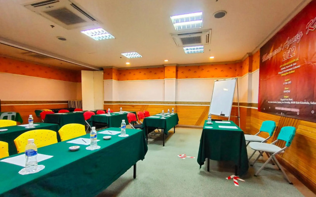 Megah D'Aru Hotel