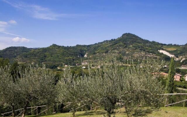 Ovello Farmhouse in a Splendid Position-ovello