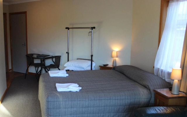 Aoraki Mount Cook Alpine Lodge