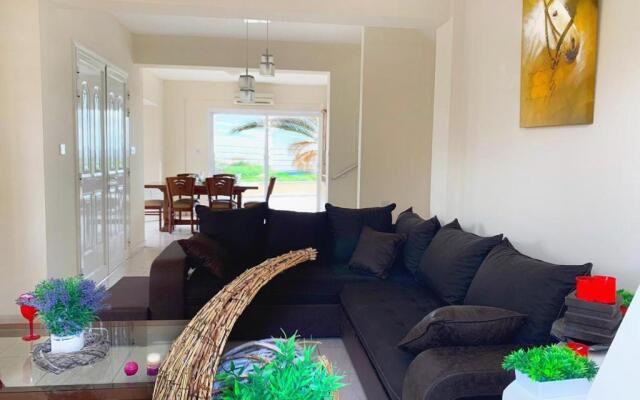 Beach Villa Sea View, XXL Pool, 4 Bedroom