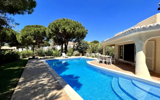 Vilamoura Amazing Golf Villa With Pool