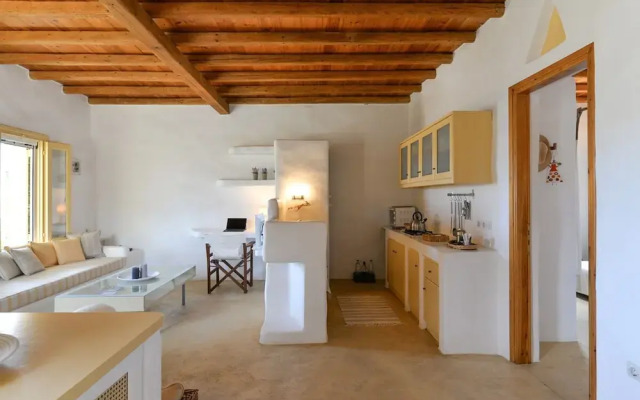 Sea-aura House in Tinos