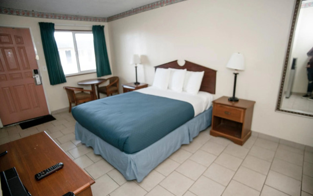 Pacific Inn