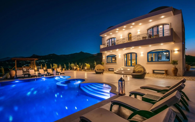 Villa Santorini, Wine Dark Sea Villas