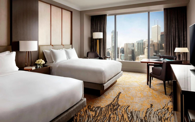 The Ritz-Carlton, Toronto