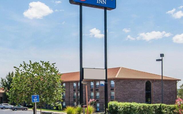 Comfort Inn at Thousand Hills