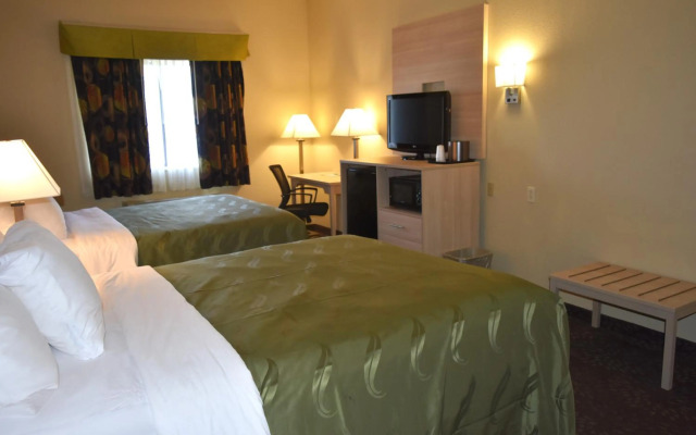Quality Inn & Suites Brooks Louisville South