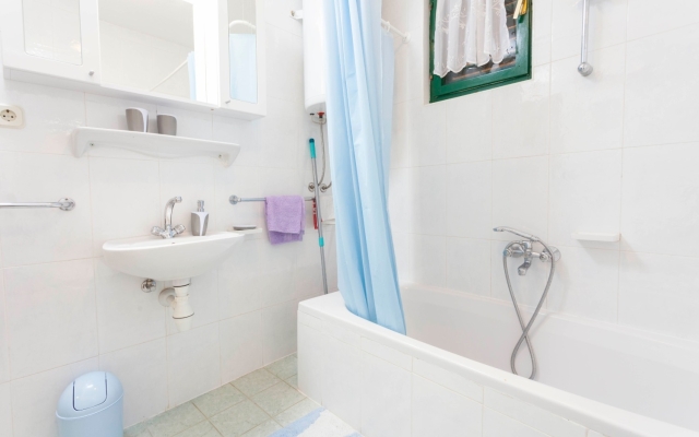 Holiday house Tonci - comfortable & surrounded by nature: Tucepi, Riviera Makarska