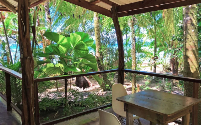 Casa Cayuco Eco-Adventure Lodge