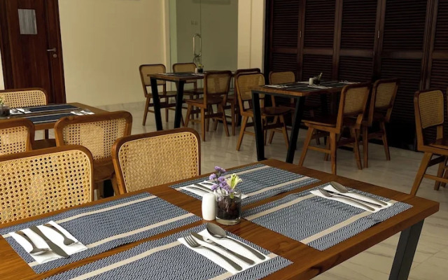 The Cabin Hotel Lovina Bali