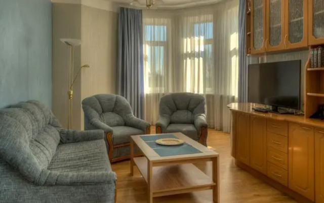 Apartment with River Daugava View