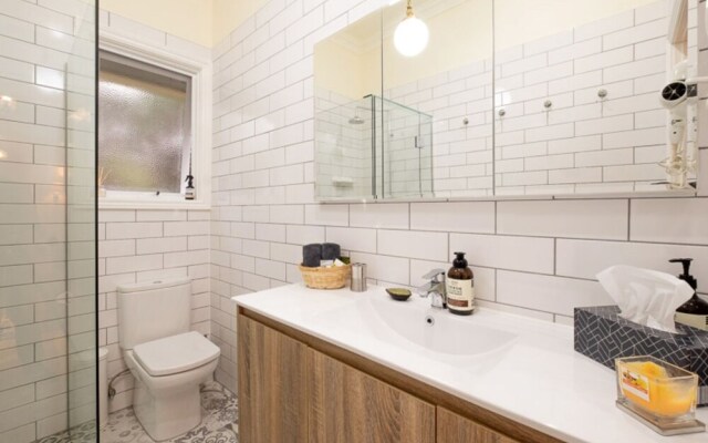 Brentwood Cottage