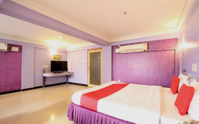 Hotel Dhammanagi Comforts by OYO Rooms