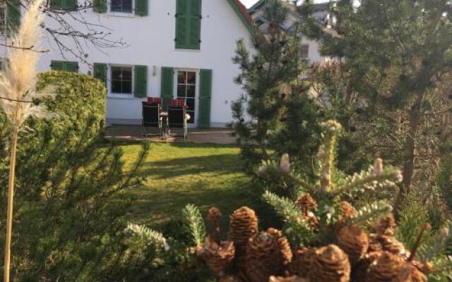 Dünenresidenz Karlshagen - Ferienwohnung Lindenweg 4d