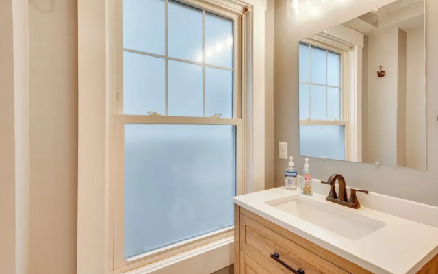 Wildwood Apartment < Half Mi to Boardwalk!