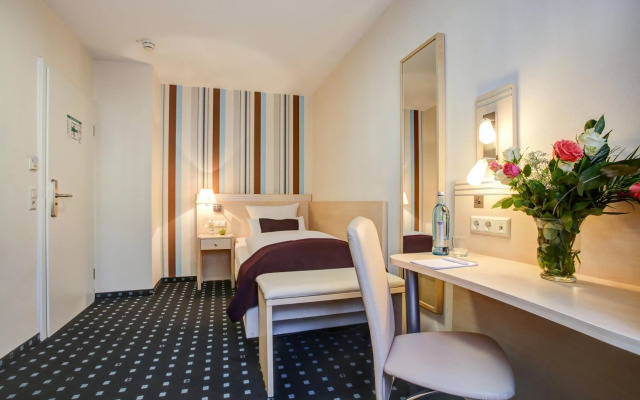Rhein Neckar Hotel Mannheim
