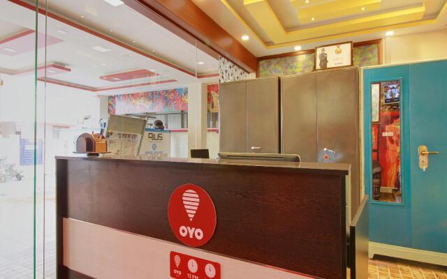 OYO 15427 Hotel Apple Grand