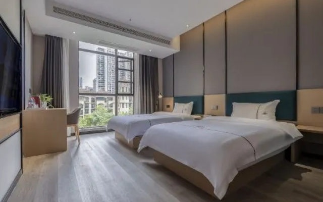 Ziyueqi Light Luxury Hotel (Meishan East Station Wanda Plaza) – Guest Rooms – Meishan