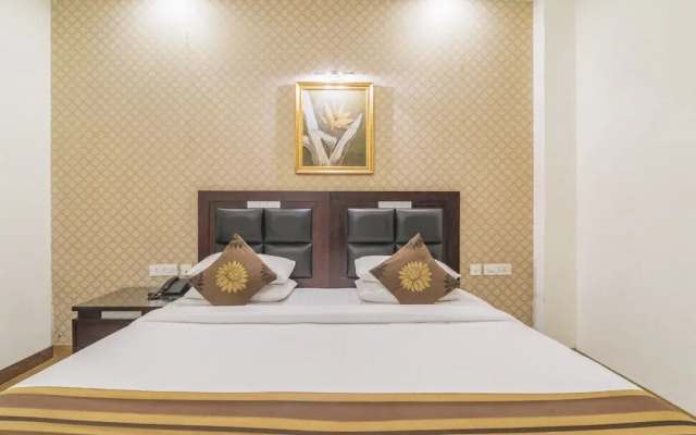 Royal Residence On MG Road