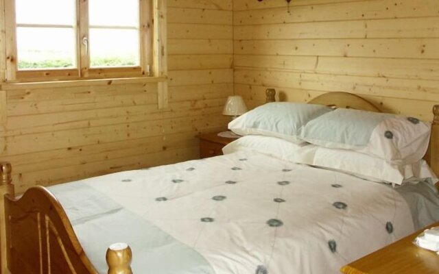 Thornlea Log Cabin