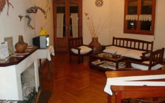 Hostel Casa de Barro