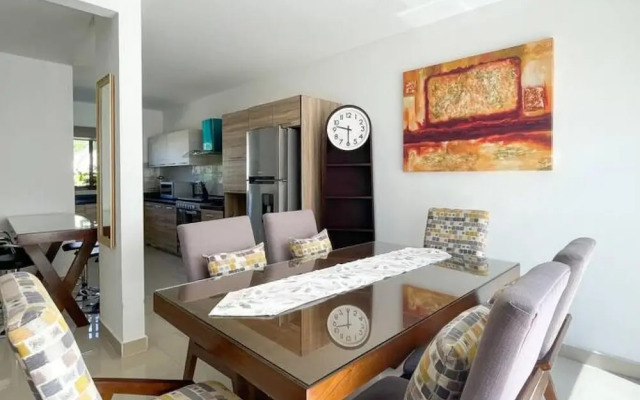 Prime Location House at Cerritos Great Price