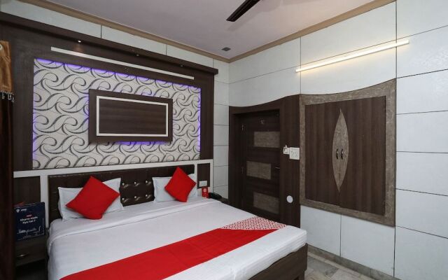 OYO 29411 Hotel Vanshika
