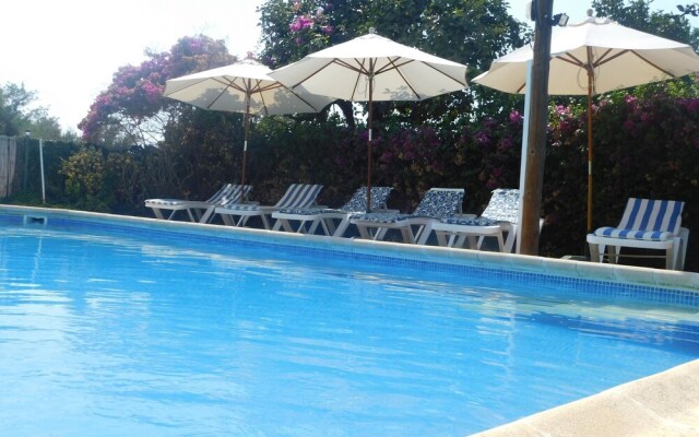 Spacious Villa Ideal Families and Groups