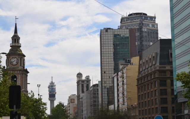 Welèn Hill Downtown Santiago