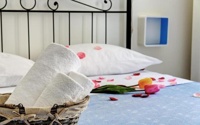 Ad Hoc Guesthouse