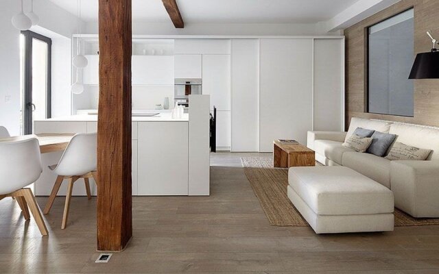 Luna Apartment by FeelFree Rentals
