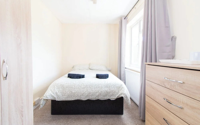 Brookvale Guest House Room 6