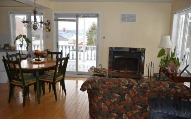 The Rustic House of the Fjord