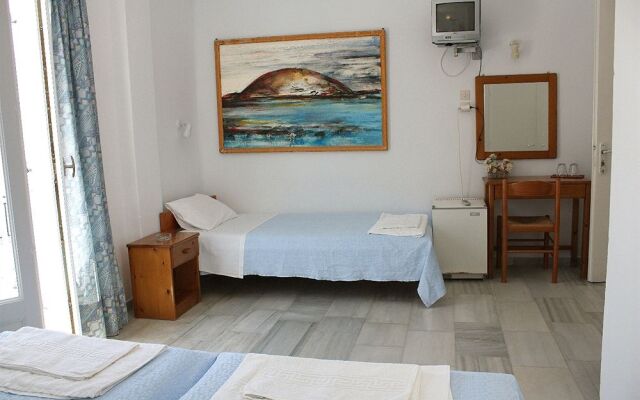 Sanoudos Hotel