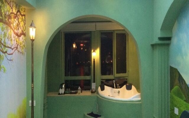 Lingge Hotel