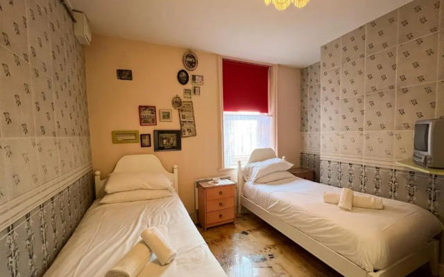 Art Hostel