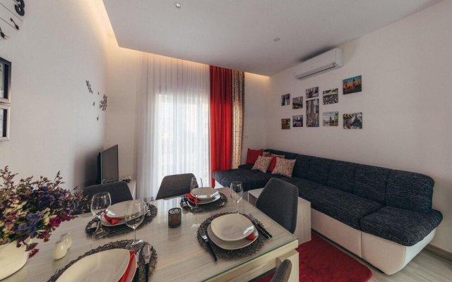 Nice Apartment in Okrug Gornji With 2 Bedrooms, Outdoor Swimming Pool and Heated Swimming Pool