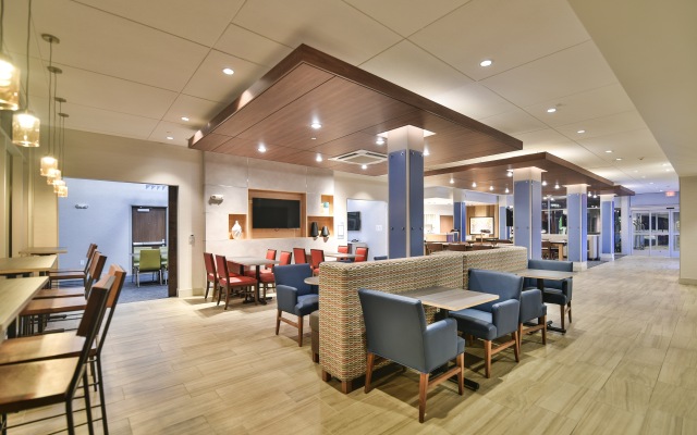 Holiday Inn Express & Suites Lehi - Thanksgiving Point