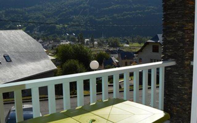 Appartement Esquièze-Sère, 3 pièces, 4 personnes - FR-1-402-42