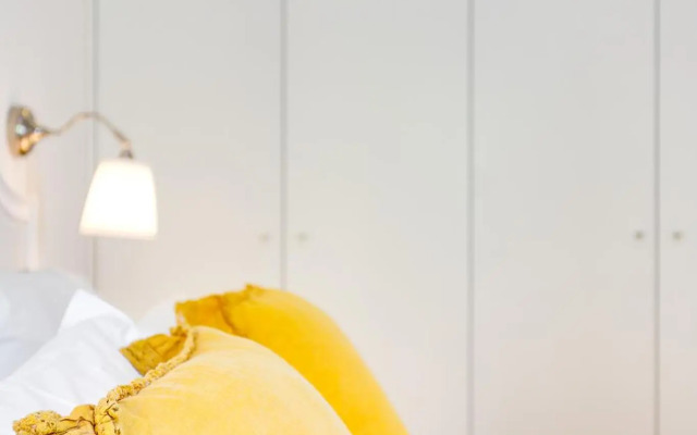 Wood Premium Downtown Apartment by DA'HOME