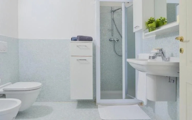 Polpenazze Halldis Apartments