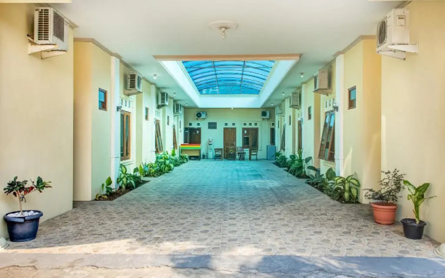 OYO 3831 Pelangi Residence Syariah