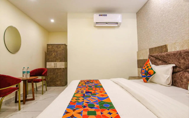 Fabhotel Meridian Inn