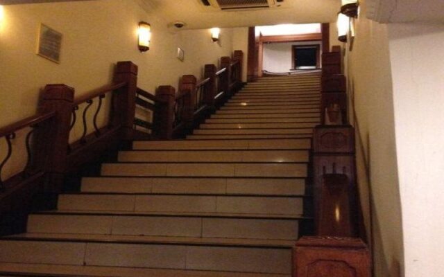 Shanghai Starway Shangfu Hotel