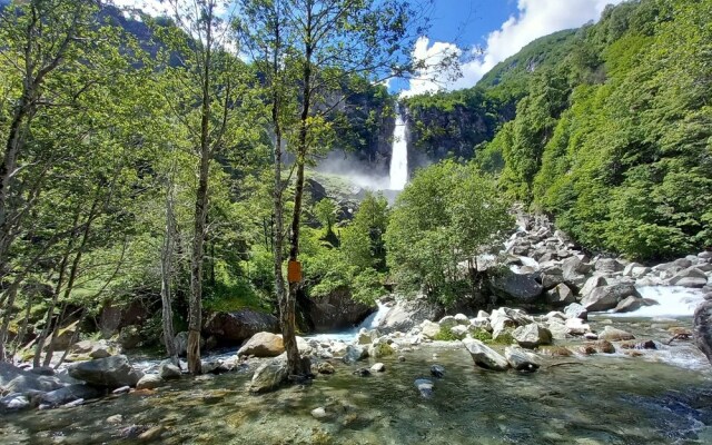 Room in Apartment - Casa Coerente Cavergno Single Room 3